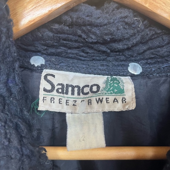 Quilted Jacket - Picture 3 of 8